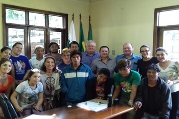 Prefeito Abelardo Saribbi recebe reinvindicações das tribos indígenas de Guaraqueçaba